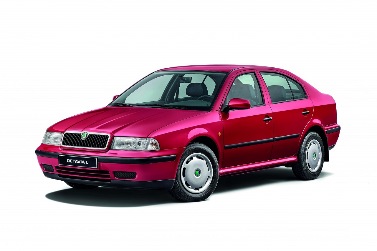 Škoda Octavia prvej generácie bola pre značku míľnikom, najstaršie kúsky majú už 25 rokov